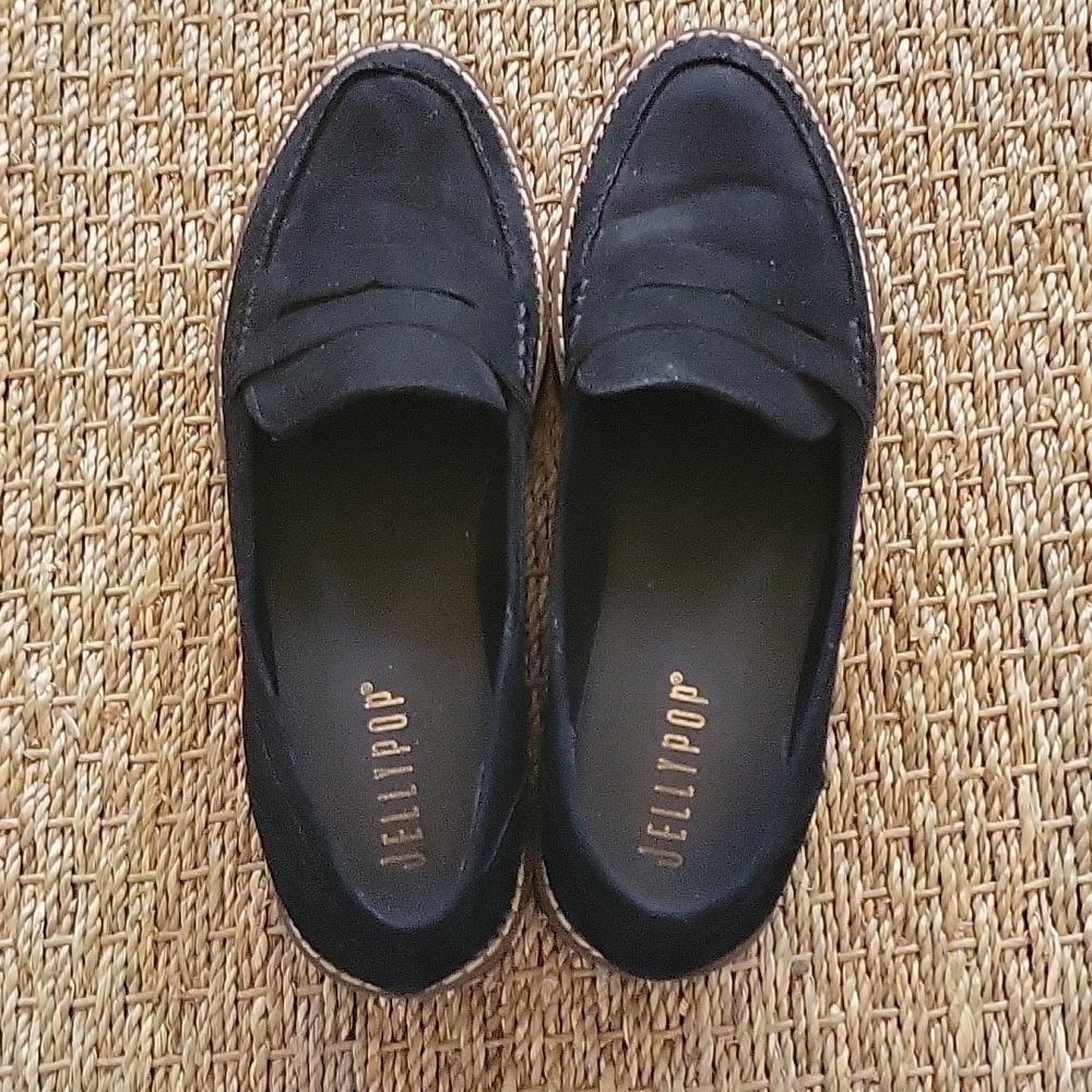 JELLYPOP black faux suede loafers.  Platform heel. White stitching size is 10M